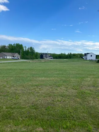 $70,000 | 209 Edenfield Drive, Hermon, ME 04401