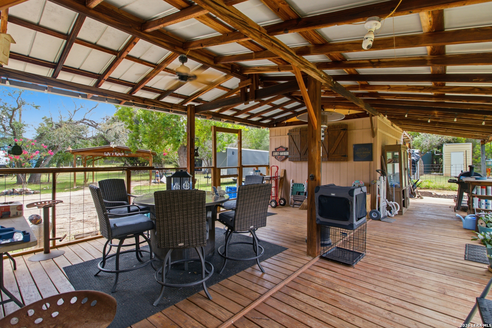443 Oak Hills Road Pipe Creek, TX 78063 - Photo 8 of 42