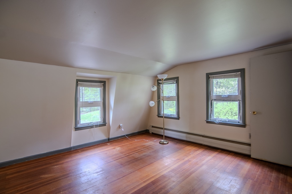 919 Chase Road Lunenburg, MA 01462 - Photo 27 of 32