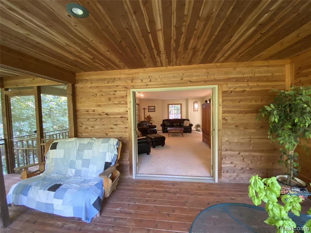 10629 Roepke Road Chelsea, MI 48118 - Photo 6 of 37