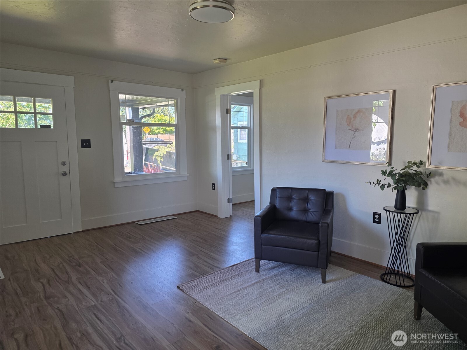 8902 Forest Road Southwest Lakewood, WA 98498 - Photo 2 of 25
