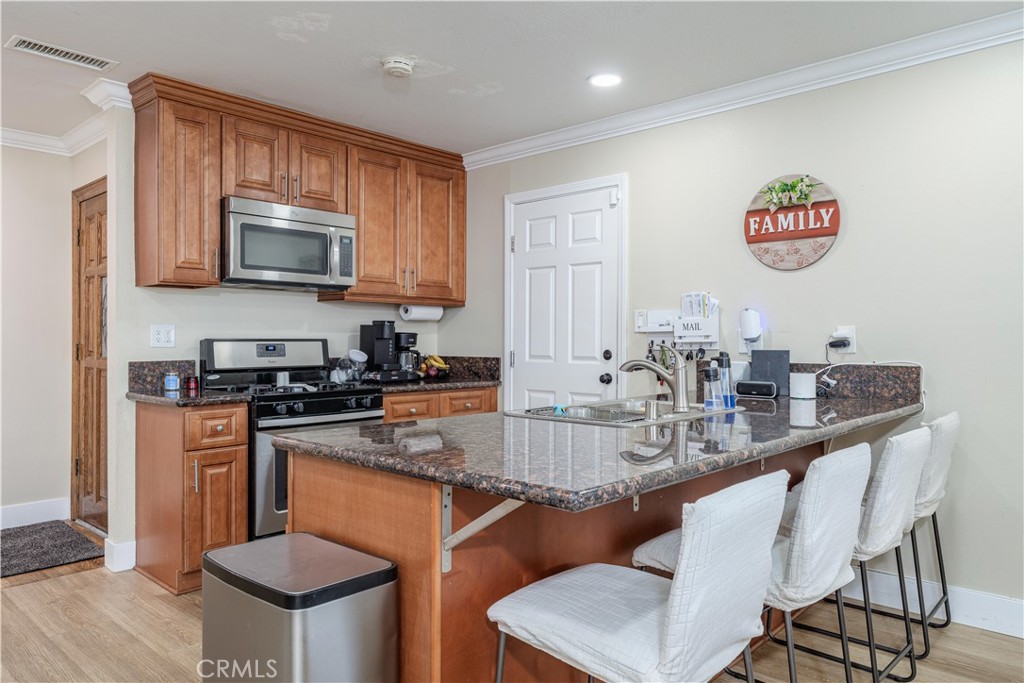 8614 Camelia Drive Riverside, CA 92504 - Photo 7 of 31