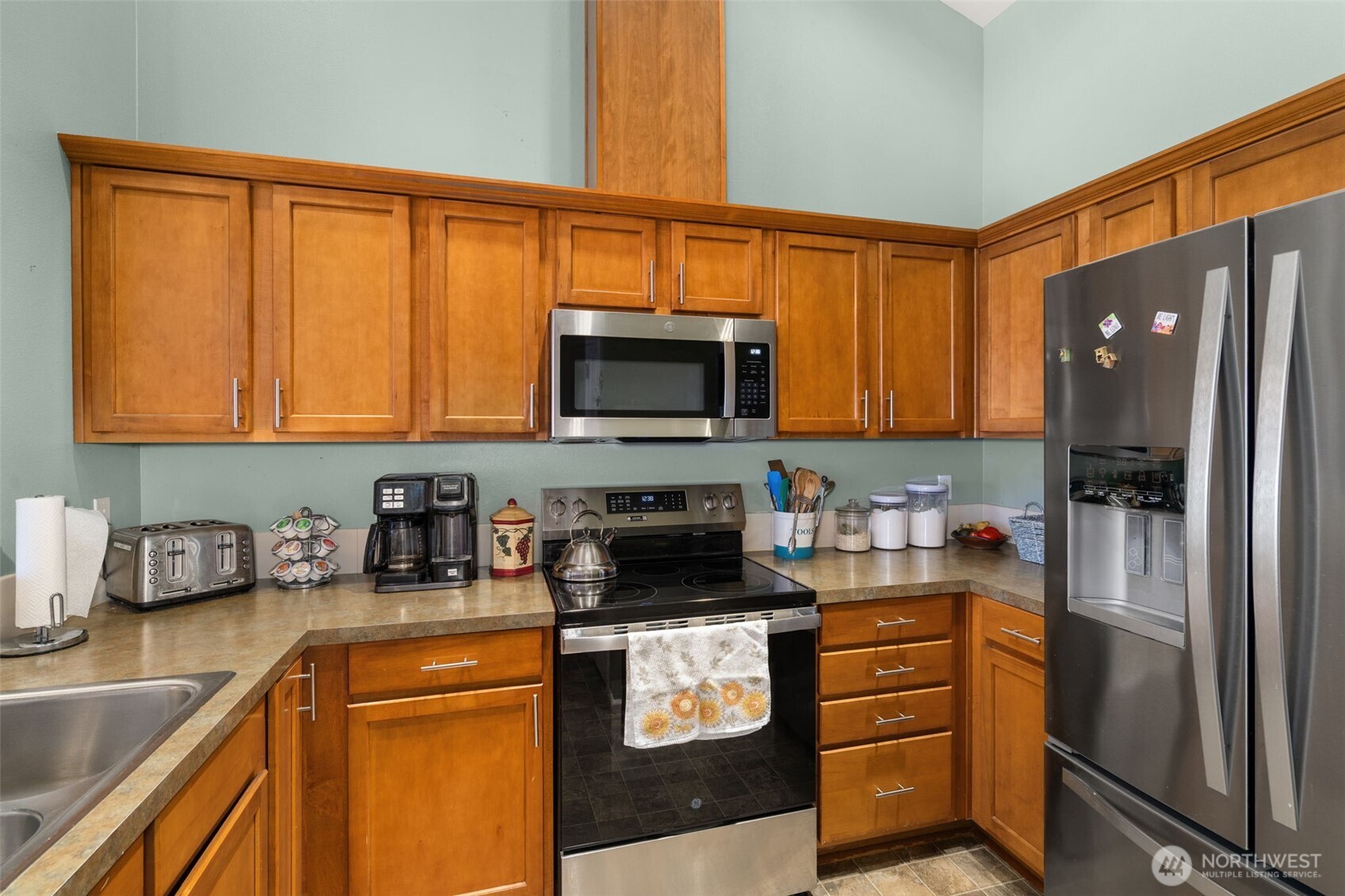 6520 Indiana Street Southeast Lacey, WA 98513 - Photo 9 of 25