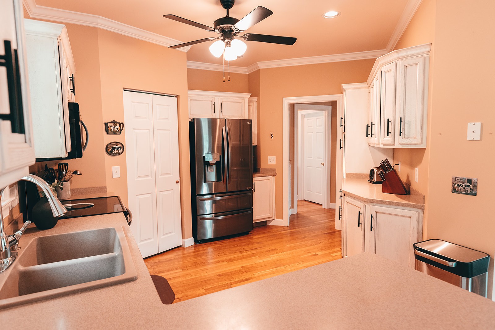 1914 Dr Robinson Rd Spring Hill Spring Hill, TN 37174 - Photo 18 of 44 a kitchen with stainless steel appliances a refrigerator and a sink