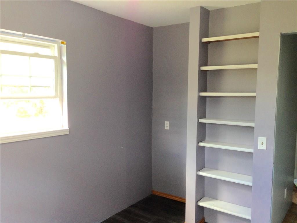 373 Munntown Road Eighty Four, PA 15330 - Photo 14 of 25 Office with built-in shelves