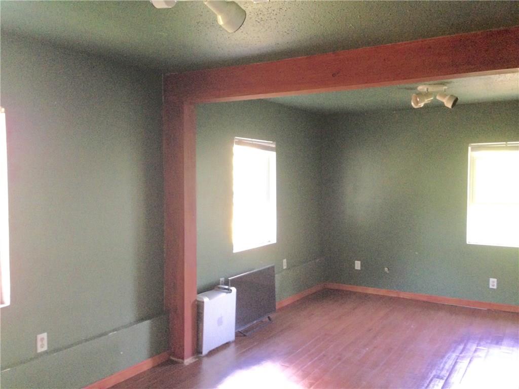 373 Munntown Road Eighty Four, PA 15330 - Photo 9 of 25 BR 2