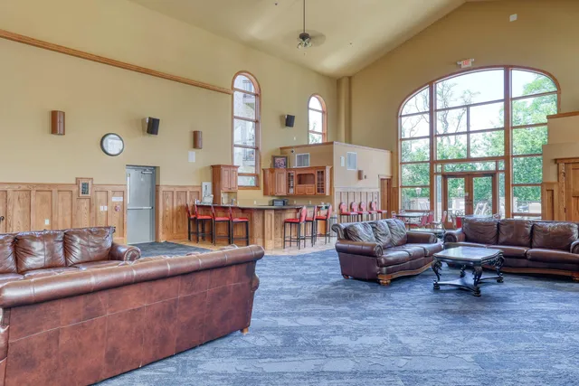 $434,900 | N51W34861 East Wisconsin Avenue, Unit 3114, Oconomowoc, WI 53069