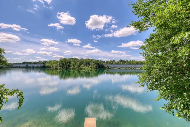 $434,900 | N51W34861 East Wisconsin Avenue, Unit 3114, Oconomowoc, WI 53069