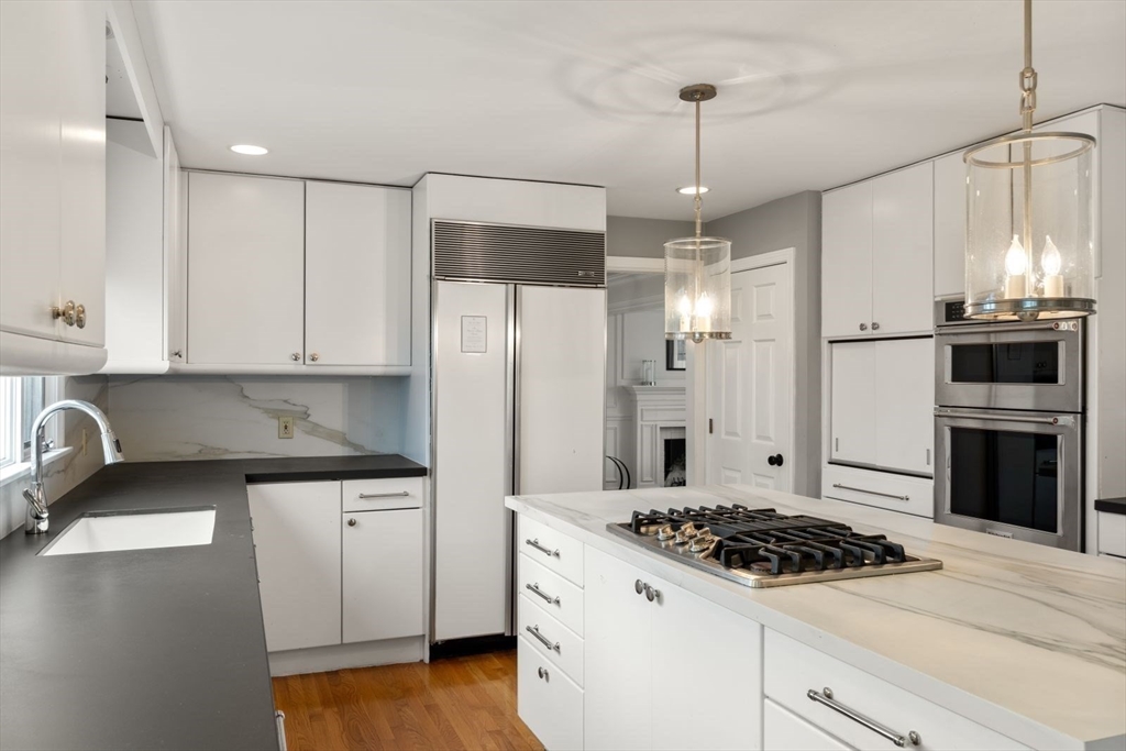 100 Albion Road Wellesley, MA 02481 - Photo 11 of 36