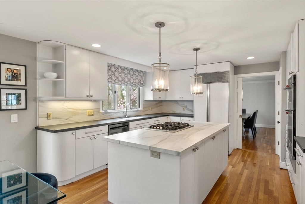 100 Albion Road Wellesley, MA 02481 - Photo 12 of 36