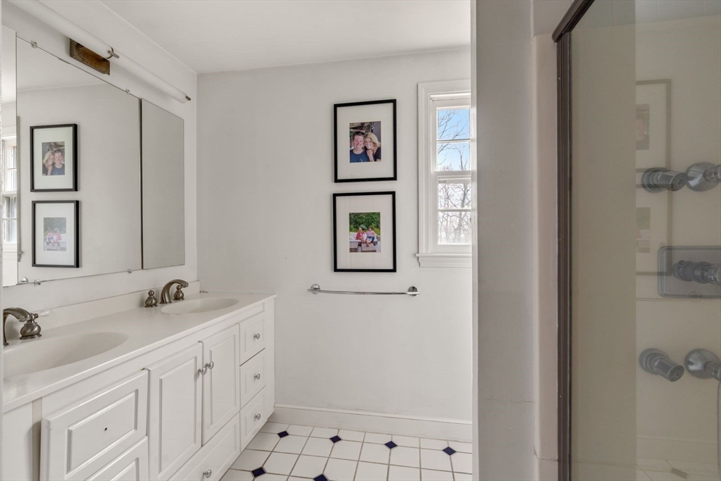 100 Albion Road Wellesley, MA 02481 - Photo 21 of 36