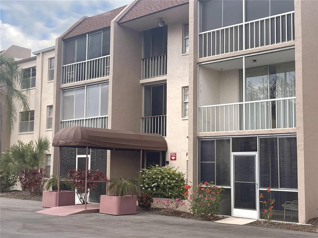 519 Albee Farm Road, Unit 108 Venice, FL 34285 - Photo 1 of 1 Gallery Image 1