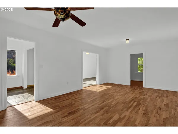 $435,000 | 1115 Southwest Harbor Avenue, Lincoln City, OR 97367