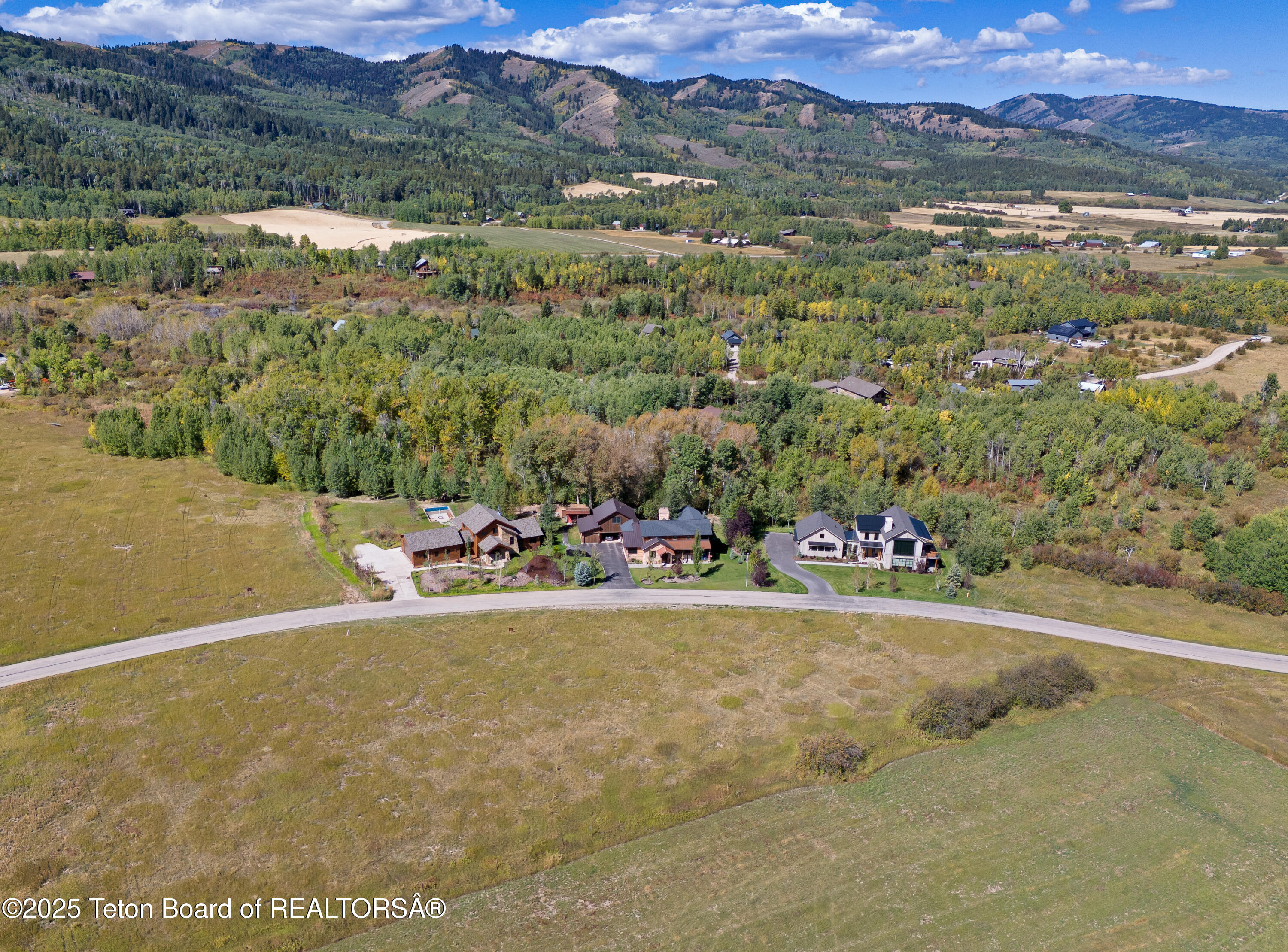 9805 Hiddenwaters Lane Victor, ID 83455 - Photo 11 of 24 9805 Hiddenwaters Ln_For MLS-12