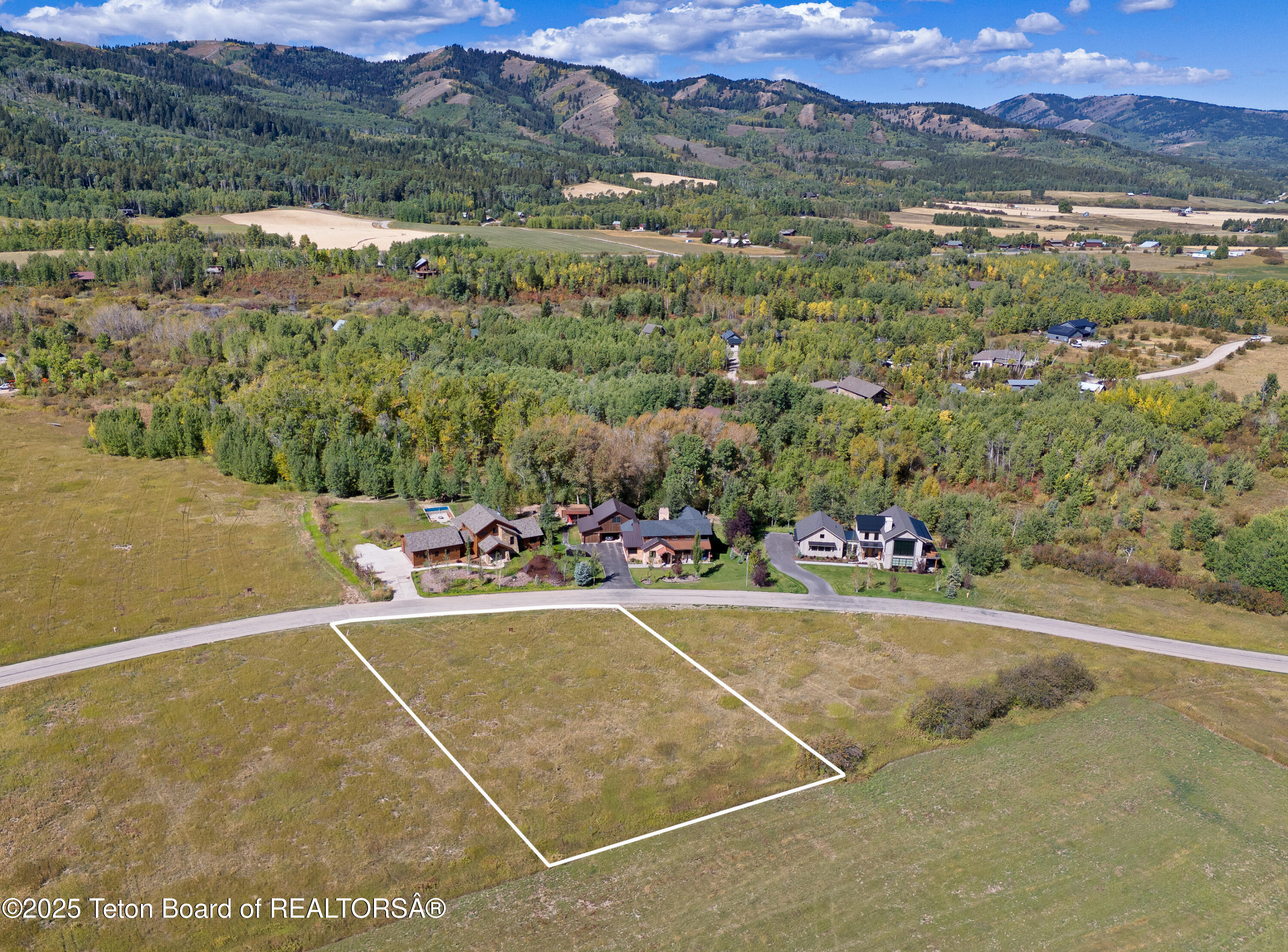 9805 Hiddenwaters Lane Victor, ID 83455 - Photo 10 of 24 9805 Hiddenwaters Ln_For MLS-11