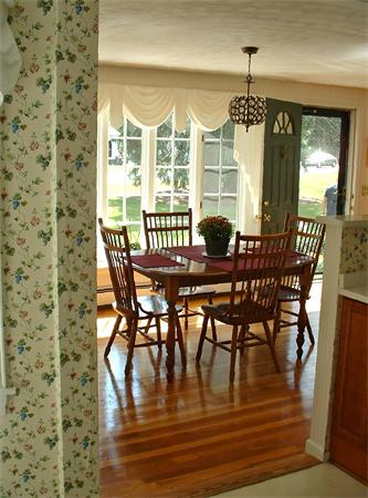 209 Prospect Street Shrewsbury, MA 01545 - Photo 5 of 6 Gallery Image 5