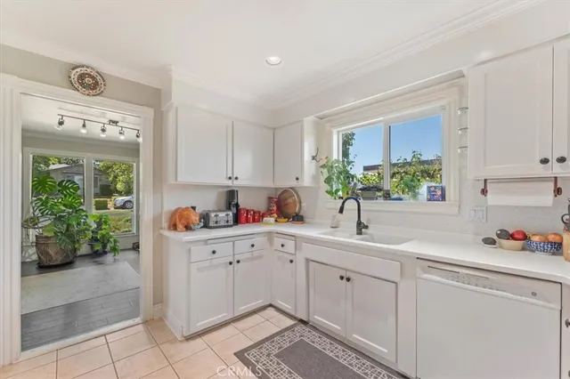 $659,000 | 3410 Scenic Drive, Redding, CA 96001