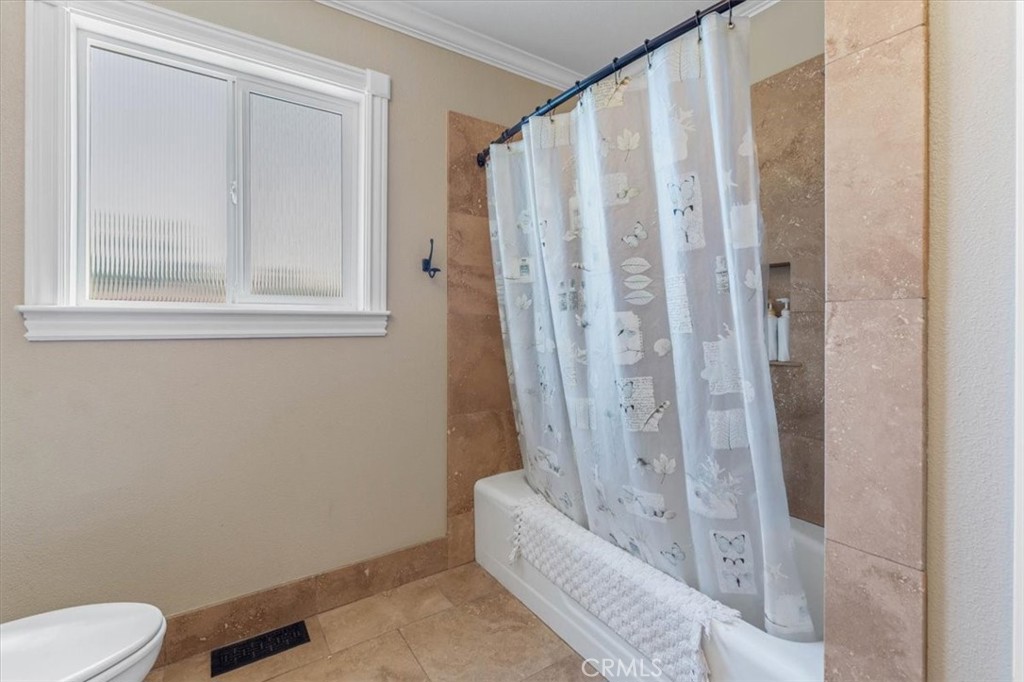 3410 Scenic Drive Redding, CA 96001 - Photo 31 of 53