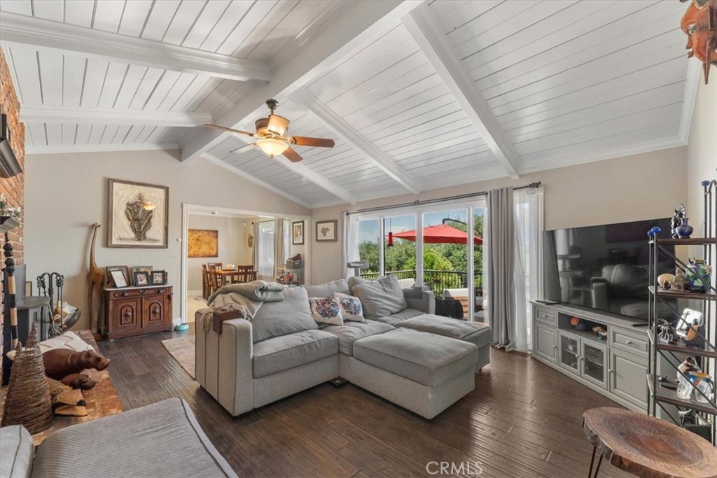 3410 Scenic Drive Redding, CA 96001 - Photo 4 of 53