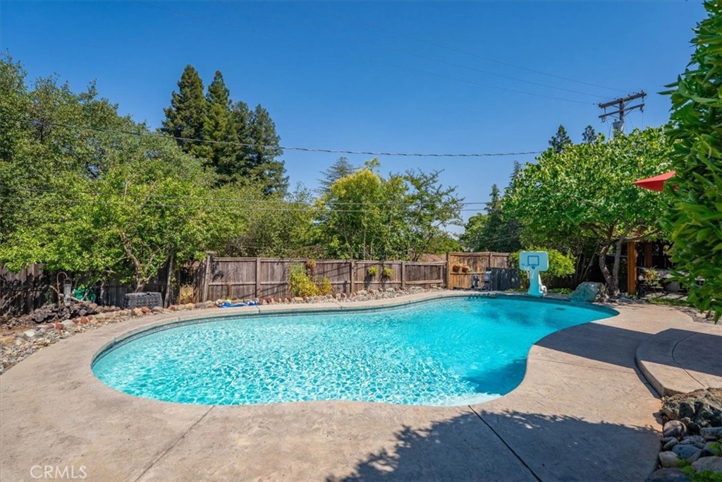 3410 Scenic Drive Redding, CA 96001 - Photo 41 of 53