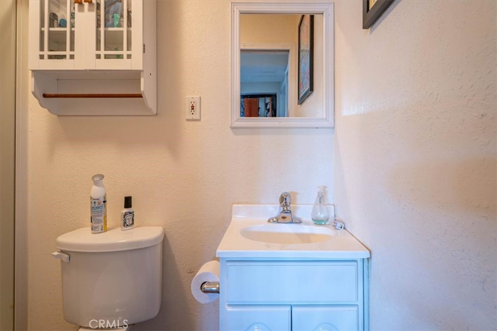 3410 Scenic Drive Redding, CA 96001 - Photo 45 of 53