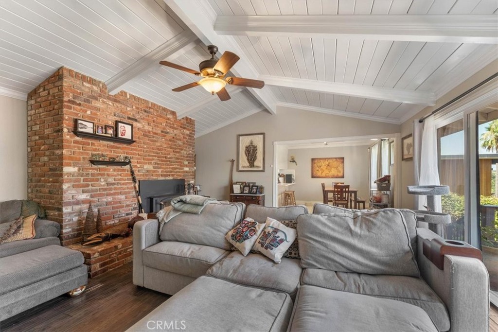 3410 Scenic Drive Redding, CA 96001 - Photo 5 of 53