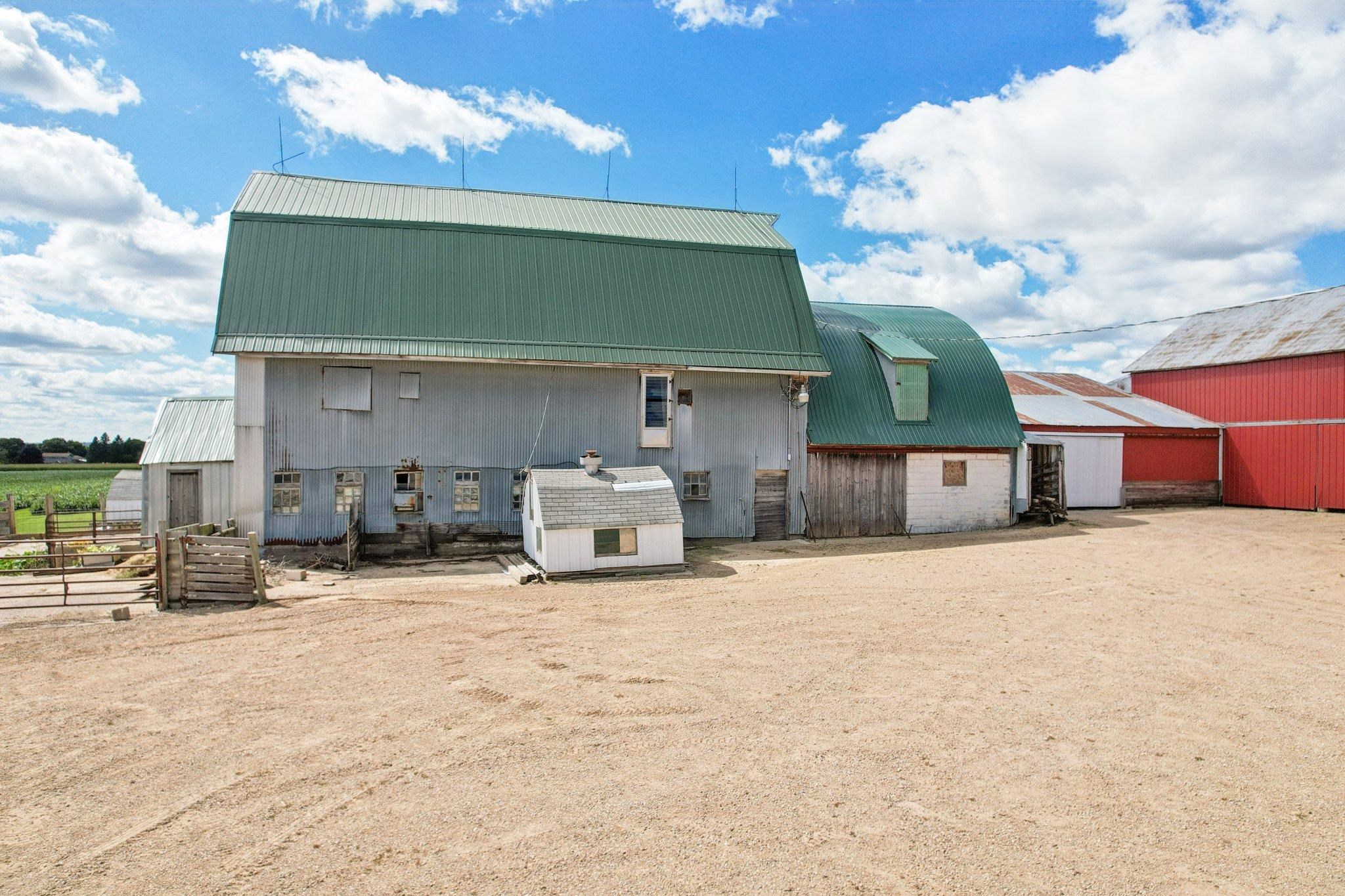6897 North Towne Road DeForest, WI 53532 - Photo 26 of 48