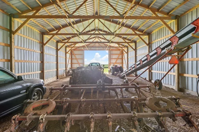 $2,190,000 | 6897 North Towne Road, DeForest, WI 53532