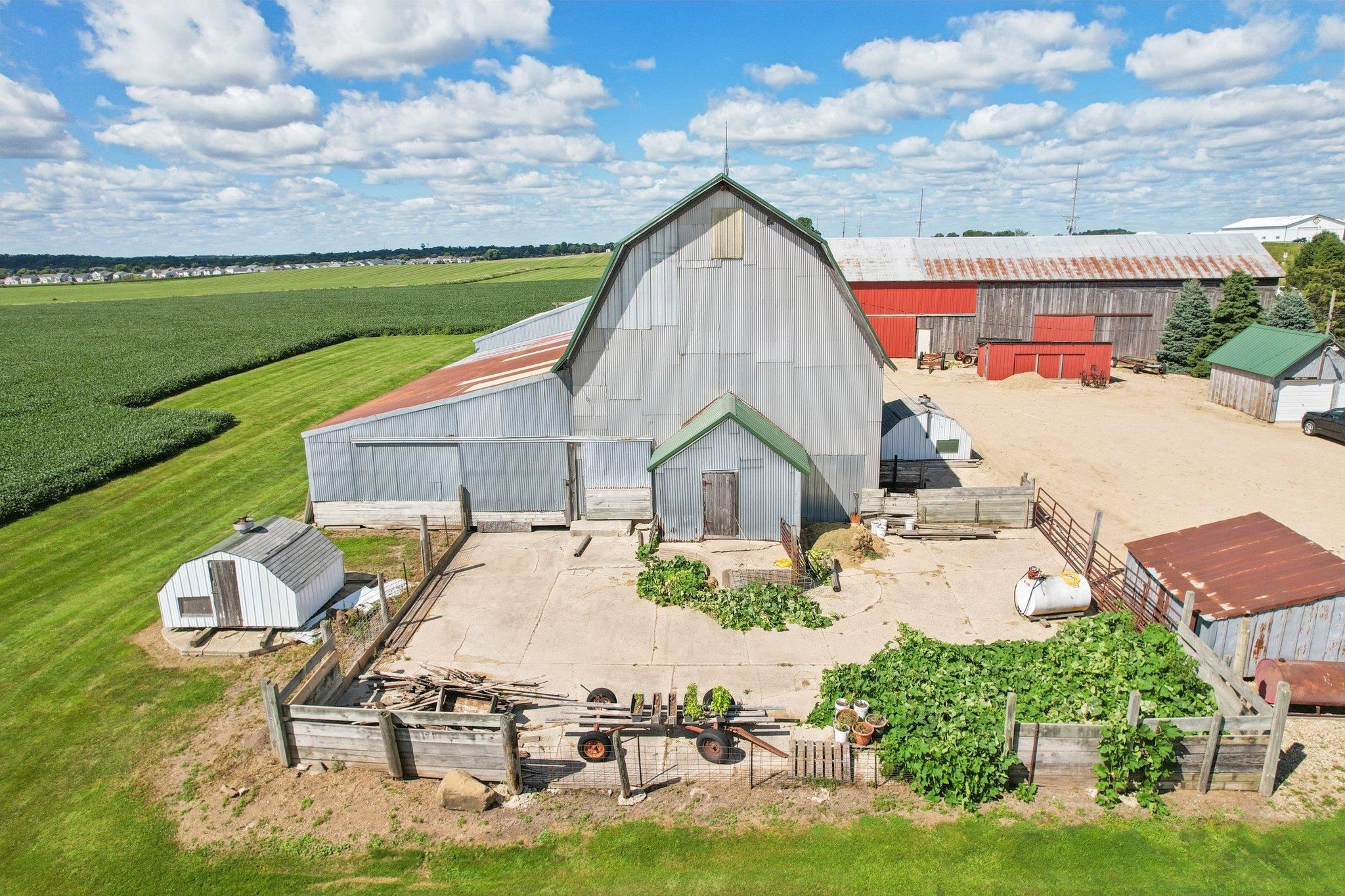 6897 North Towne Road DeForest, WI 53532 - Photo 32 of 48