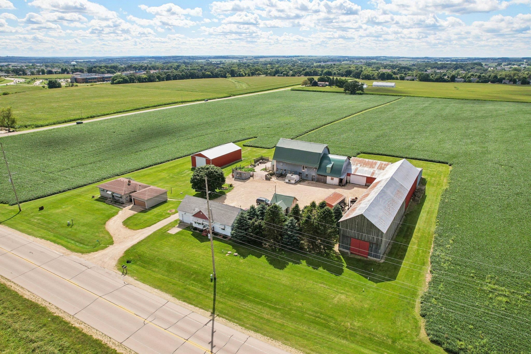 6897 North Towne Road DeForest, WI 53532 - Photo 36 of 48