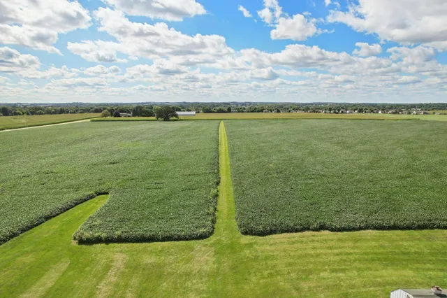 $2,190,000 | 6897 North Towne Road, DeForest, WI 53532
