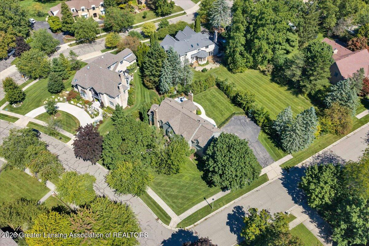 1352 Foxcroft Road East Lansing, MI 48823 - Photo 60 of 61 57-DJI_20260911133719_0010_D_ADNPHOTOGR