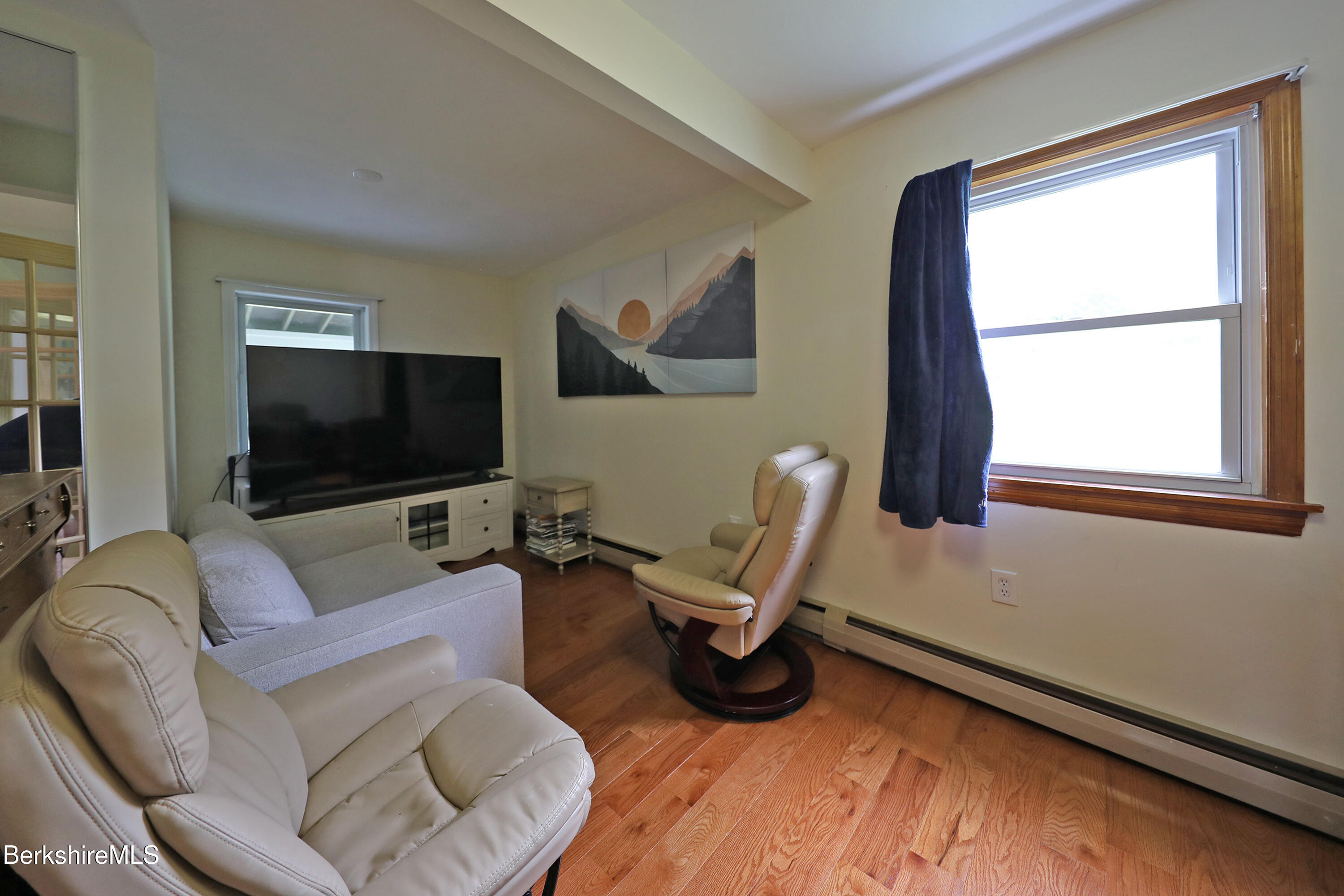 178 New Lenox Road Lenox, MA 01240 - Photo 17 of 56 Den 2