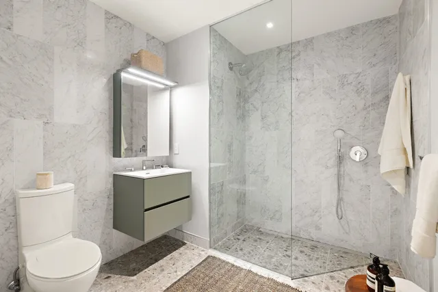 $715,000 | 387 8th Street, Unit 4E, Jersey City, NJ 07302