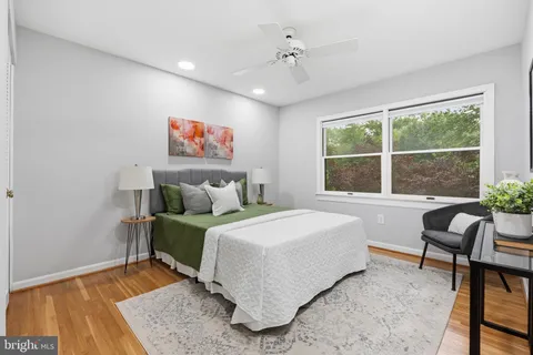 $735,000 | 705 Wilson Avenue, Rockville, MD 20850