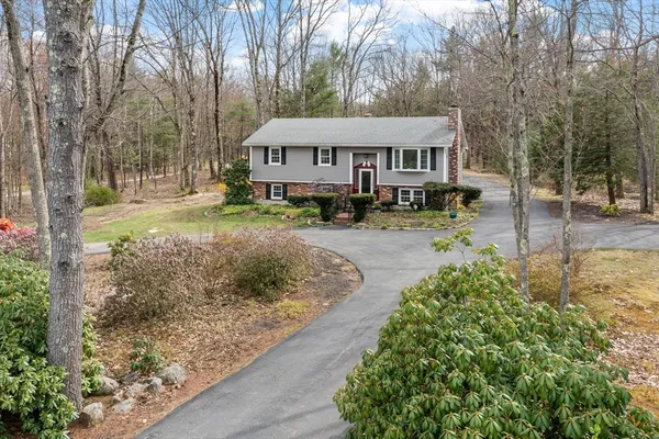 $475,000 | 305 Benjamin Street, Winchendon, MA 01475