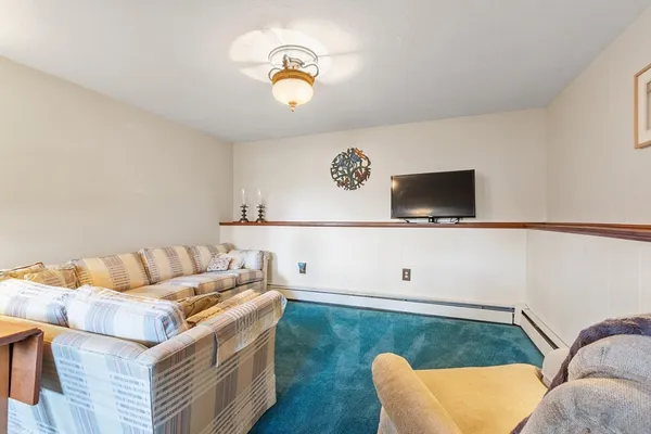 $475,000 | 305 Benjamin Street, Winchendon, MA 01475