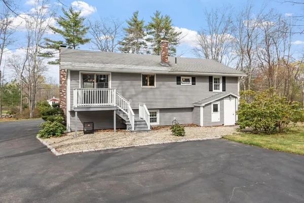 $475,000 | 305 Benjamin Street, Winchendon, MA 01475