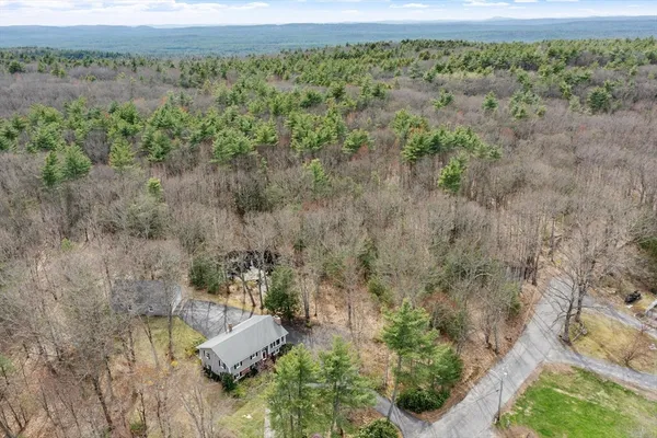 $475,000 | 305 Benjamin Street, Winchendon, MA 01475