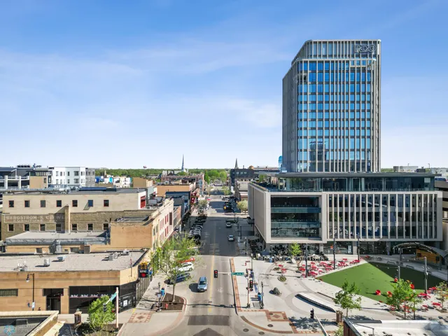 $549,900 | 300 Broadway North, Unit 204, Fargo, ND 58102