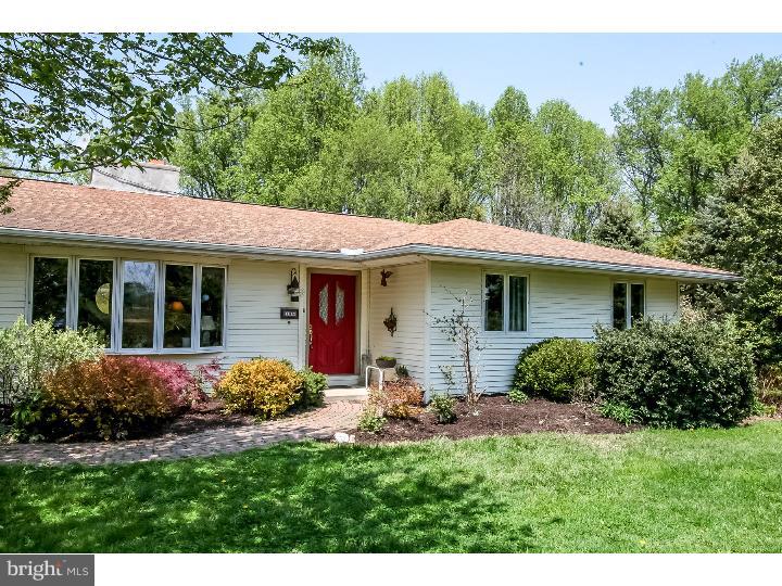 284 Woodview Road West Grove, PA 19390 - Photo 2 of 25 Exterior Front