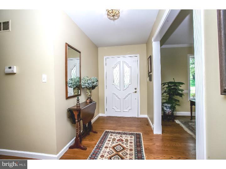 284 Woodview Road West Grove, PA 19390 - Photo 3 of 25 Foyer