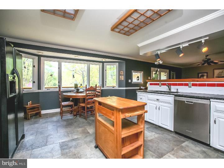 284 Woodview Road West Grove, PA 19390 - Photo 9 of 25 Breakfast Room