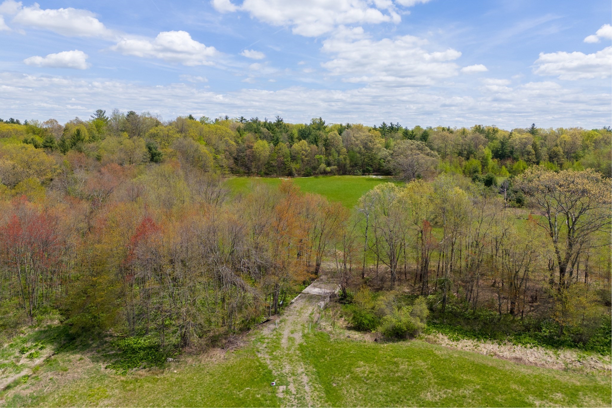 112 Sunnyside Road Southwick, MA 01077 - Photo 4 of 16 Gallery Image 4