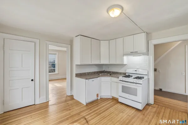 $1,950 | 784 Howard Avenue, Bridgeport, CT 06605