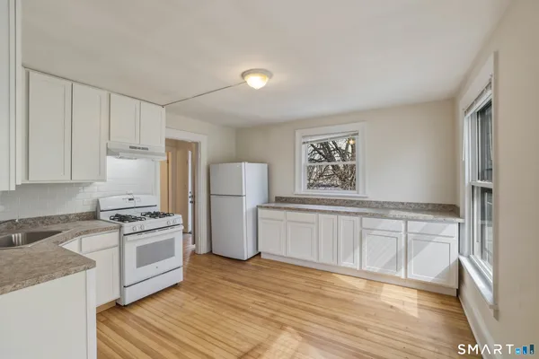 $1,950 | 784 Howard Avenue, Bridgeport, CT 06605