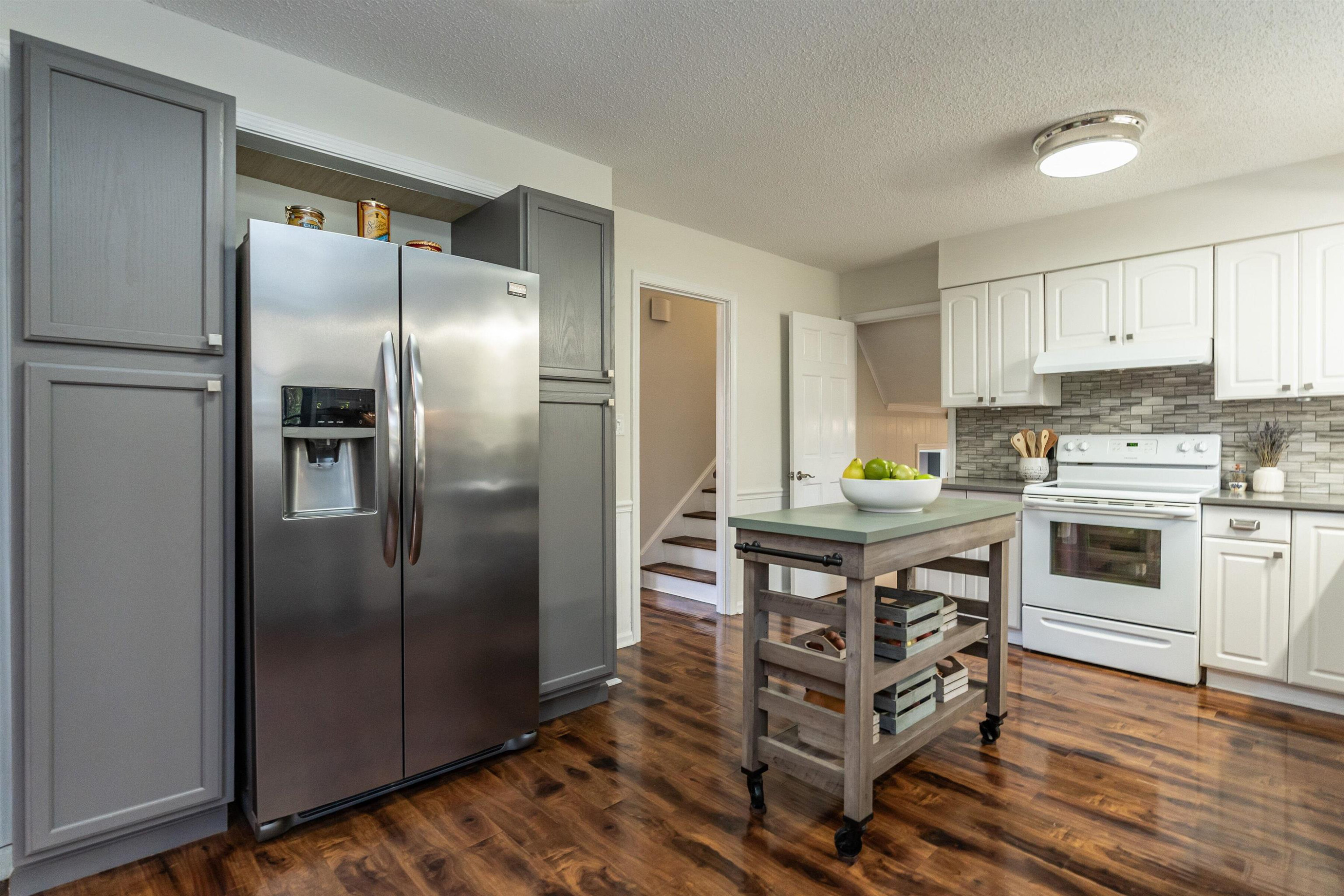 4305 Old Colony Road Raleigh, NC 27613 - Photo 16 of 33 Photo 16