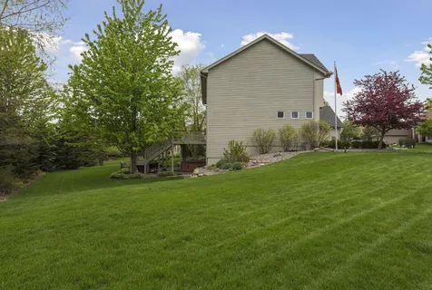 $795,000 | 7428 Bent Bow Trail, Chanhassen, MN 55317