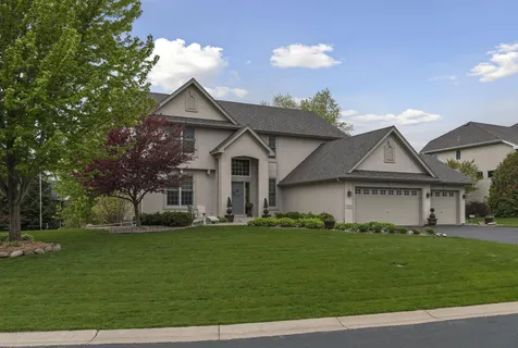 $795,000 | 7428 Bent Bow Trail, Chanhassen, MN 55317