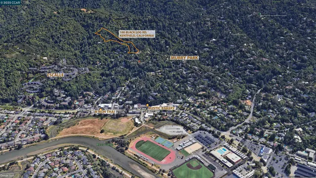 a picture of city view